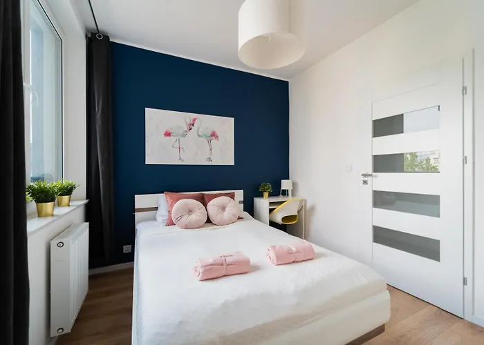 Nice Apartment - Near Sky Tower - Private Parking