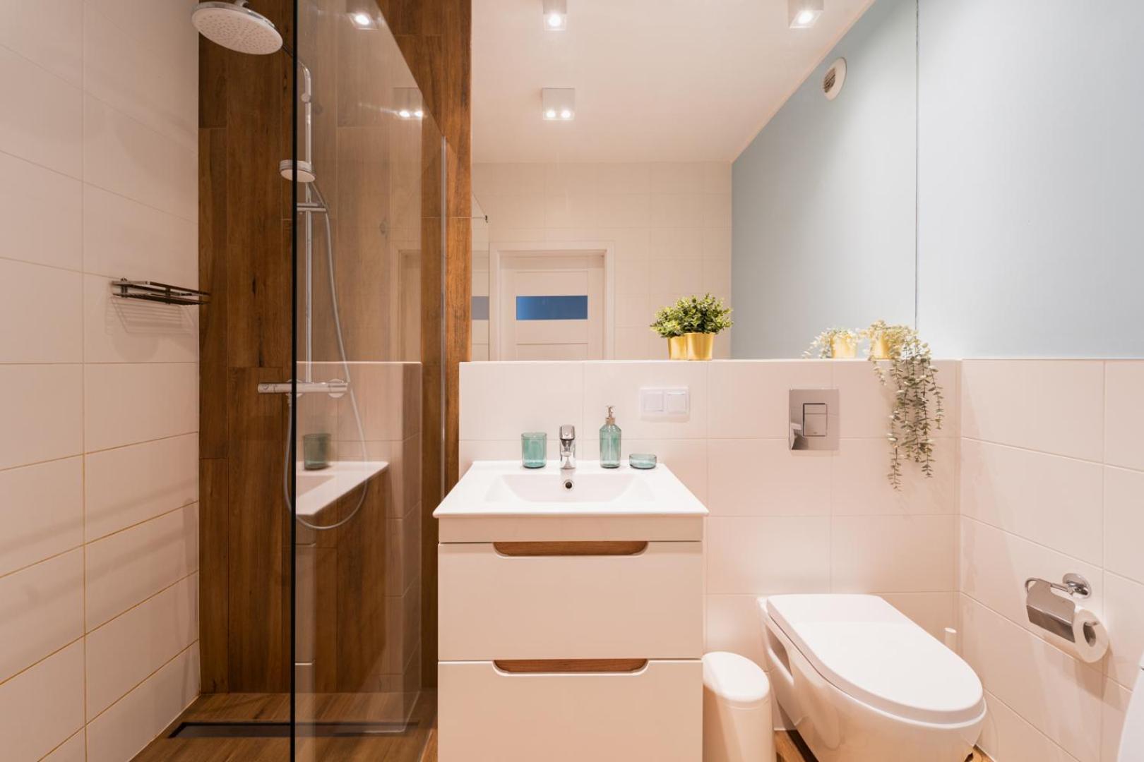 Apartment - Near Sky Tower - Private Parking